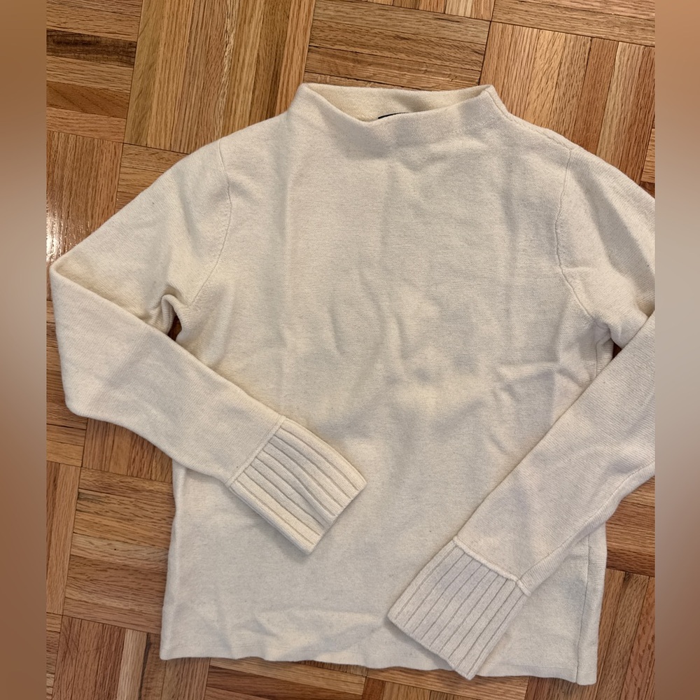 Club Monaco Cream Turtleneck Sweater